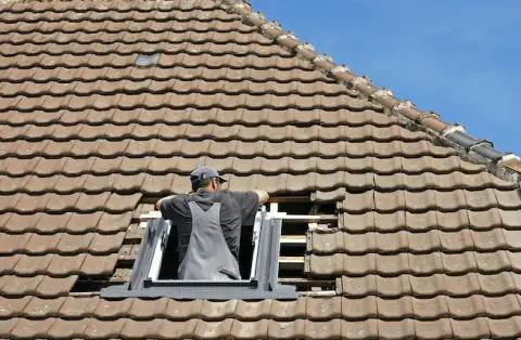 Pose de velux - Saint-Siffret